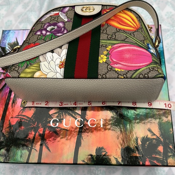 GUCCI - Picture 8 of 9